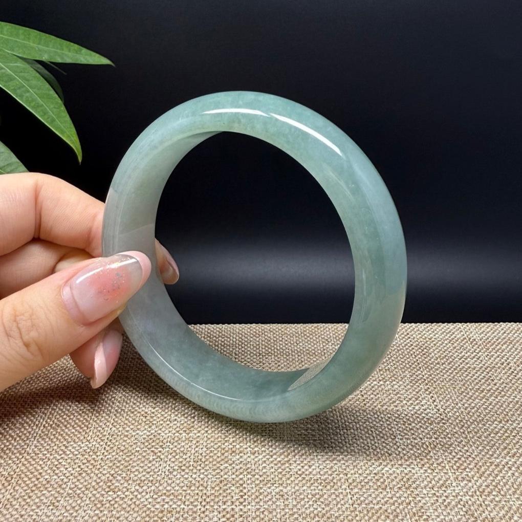 Genuine Burmese Oil Green Jade Jadeite Bangle Bracelet ( 62.5mm )