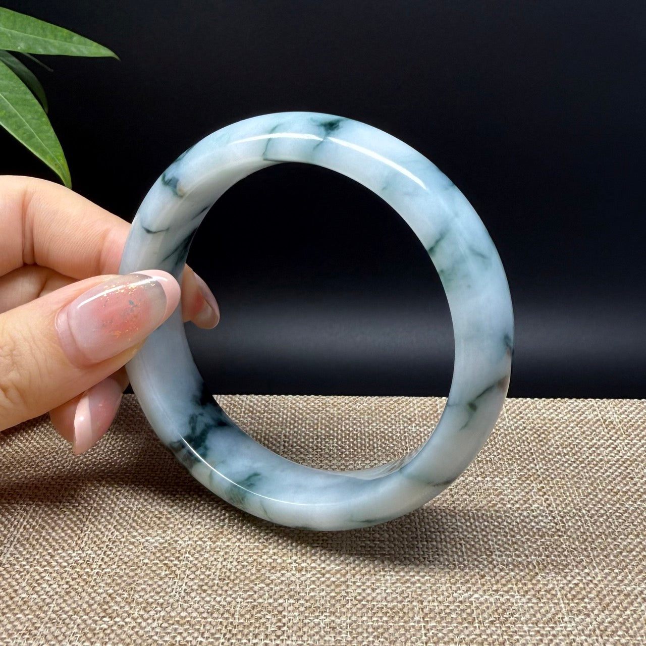 Genuine Burmese White Green Jade Jadeite Bangle Bracelet ( 58.5mm )