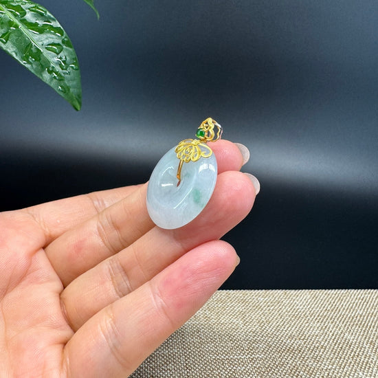 "Good Luck Button" Green Jadeite Jade Lucky KouKou Pendant With 18K Yellow Gold