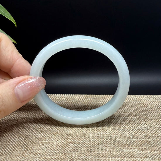 Load image into Gallery viewer, Genuine Burmese Green Jade Jadeite Bangle Bracelet ( 53.4*48.1mm )
