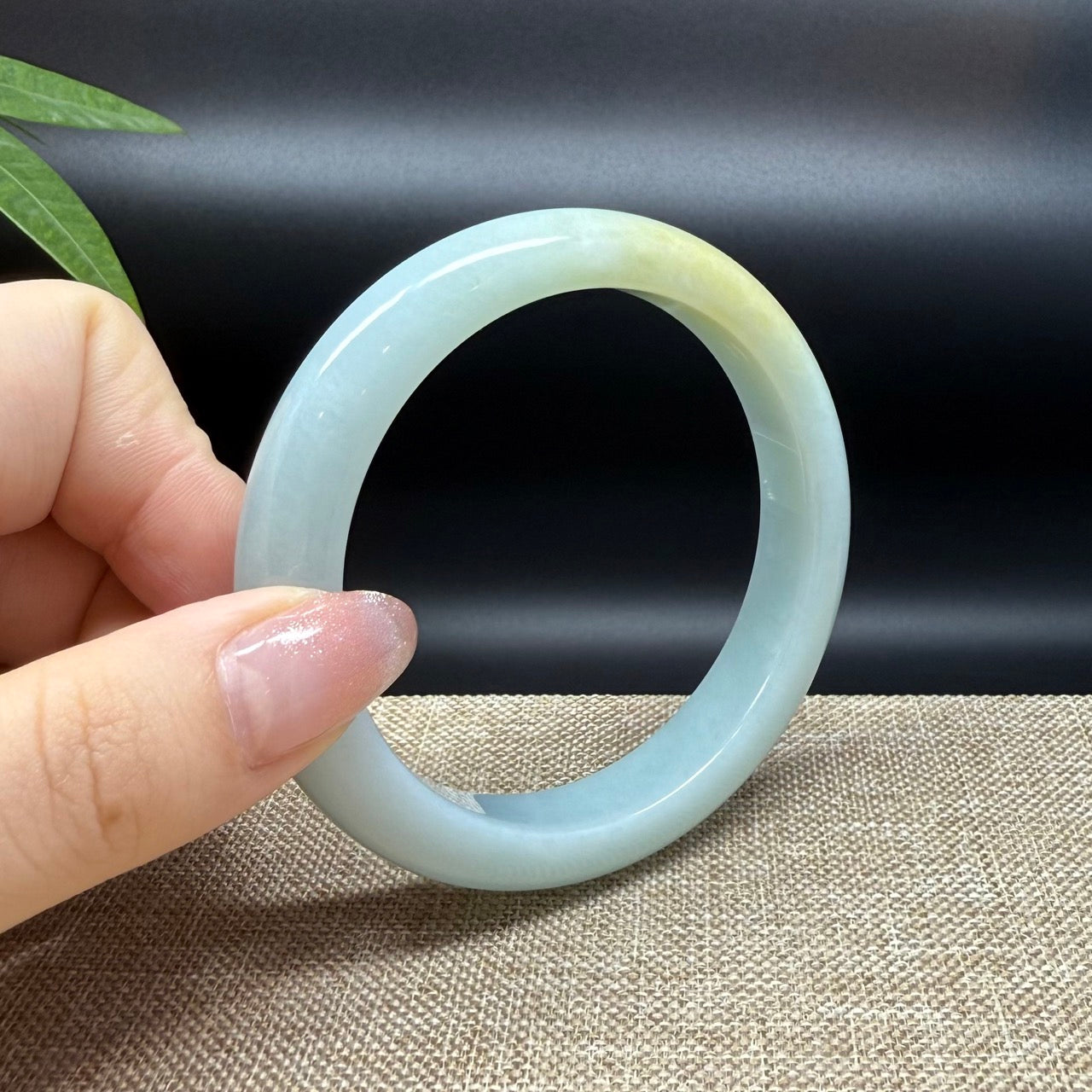 Genuine Burmese Yellow Green Jade Jadeite Bangle Bracelet ( 57.5mm )