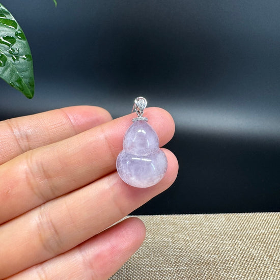 RealJade® Co. Genuine Lavender Jadeite Jade Good Luck Hulu Bottle Gourd Necklace With 18K White Gold Bail