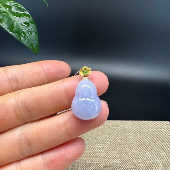 RealJade® Co. Genuine Lavender Jadeite Jade Good Luck Hulu Bottle Gourd Necklace With 18K Yellow Gold Bail