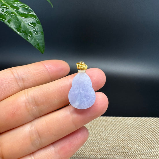 RealJade® Co. Genuine Lavender Jadeite Jade Good Luck Hulu Bottle Gourd Necklace With 18K Yellow Gold Bail