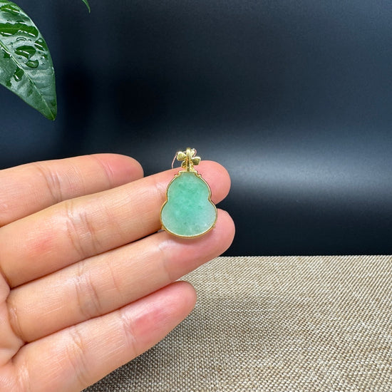 RealJade® Co. Genuine Green Jadeite Jade Good Luck Hulu Bottle Gourd Necklace With 18K Yellow Gold Bail