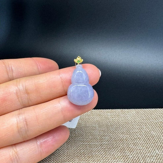 RealJade® Co. Genuine Lavender Jadeite Jade Good Luck Hulu Bottle Gourd Necklace With 18K Yellow Gold Bail