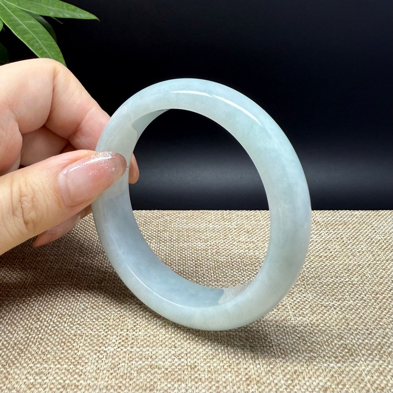 Genuine Burmese Green Jade Jadeite Bangle Bracelet ( 54.5mm )