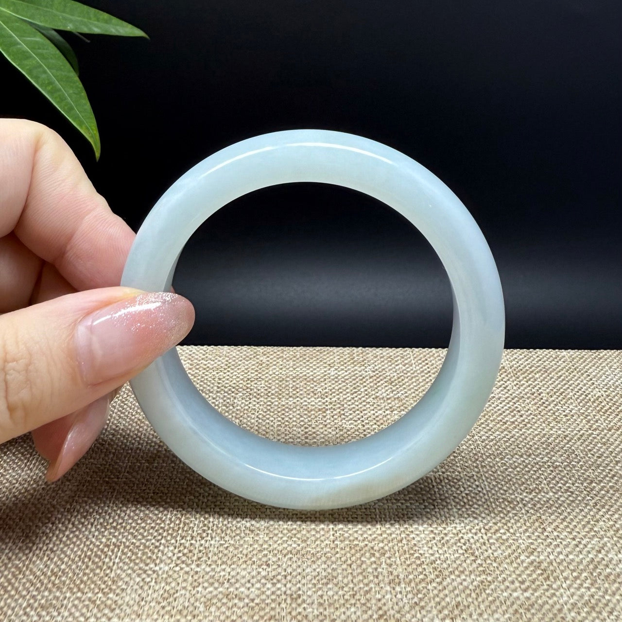 Genuine Burmese Green Jade Jadeite Bangle Bracelet ( 54.3mm )