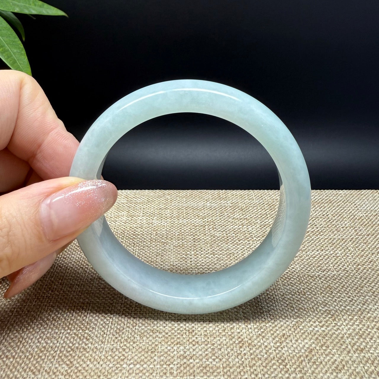 Genuine Burmese Green Jade Jadeite Bangle Bracelet ( 54.5mm )