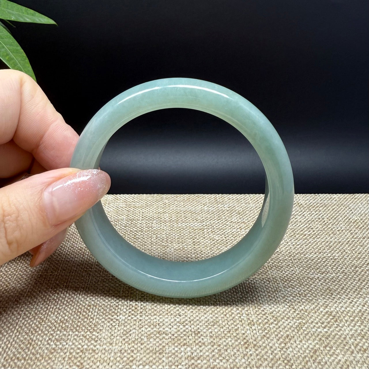 Genuine Burmese Green Jade Jadeite Bangle Bracelet ( 54.6mm )