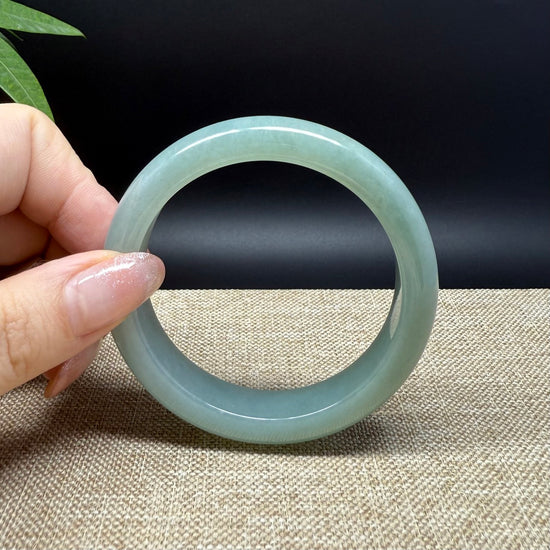 Genuine Burmese Green Jade Jadeite Bangle Bracelet ( 54.6mm )