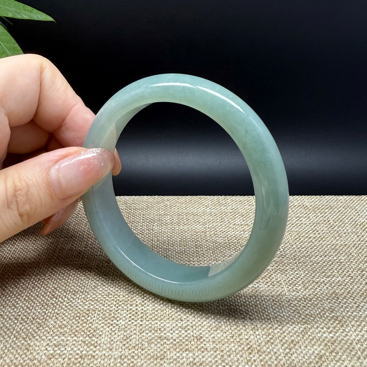 Genuine Burmese Green Jade Jadeite Bangle Bracelet ( 54.6mm )