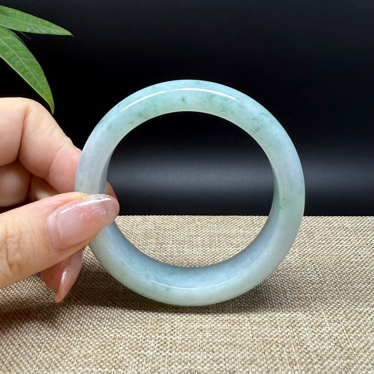Genuine Burmese Green Jade Jadeite Bangle Bracelet ( 54.4mm )