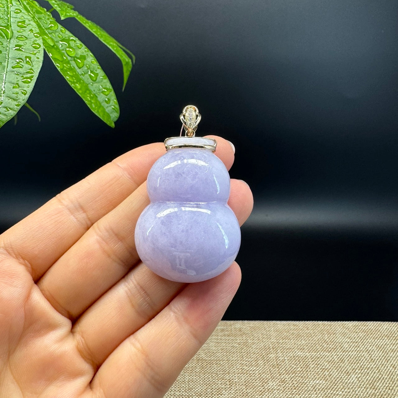 RealJade® Co. Genuine Lavender Jadeite Jade Good Luck Hulu Bottle Gourd Necklace With 18K Yellow Gold Bail