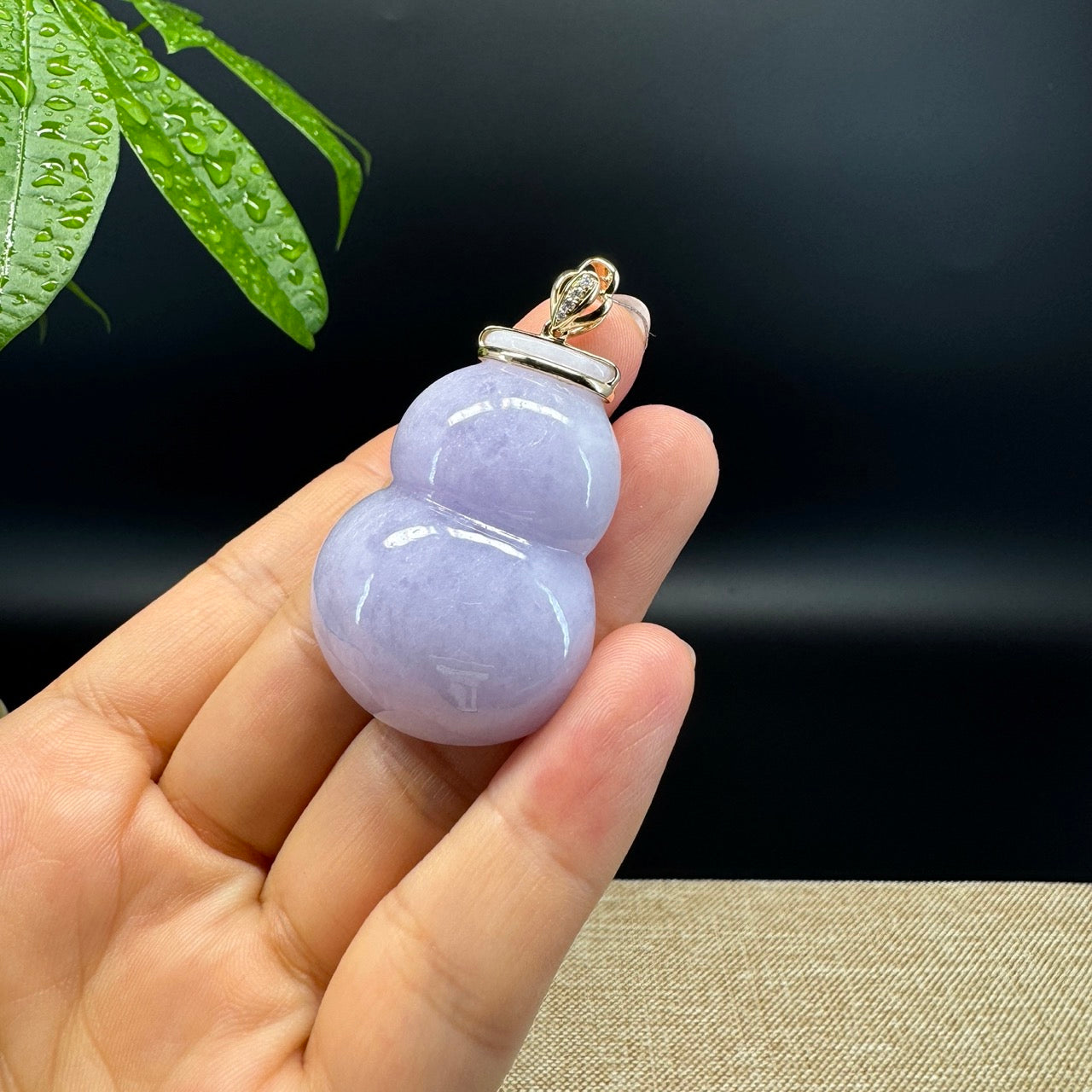 RealJade® Co. Genuine Lavender Jadeite Jade Good Luck Hulu Bottle Gourd Necklace With 18K Yellow Gold Bail