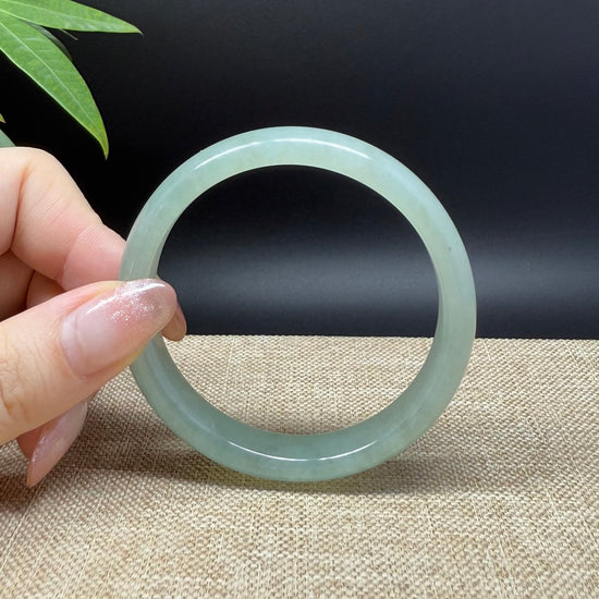 Genuine Burmese Green Jade Jadeite Bangle Bracelet ( 55.5mm )