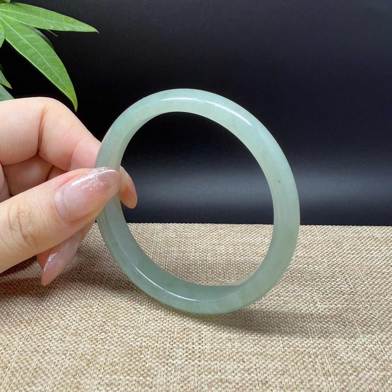 Genuine Burmese Green Jade Jadeite Bangle Bracelet ( 55.5mm )