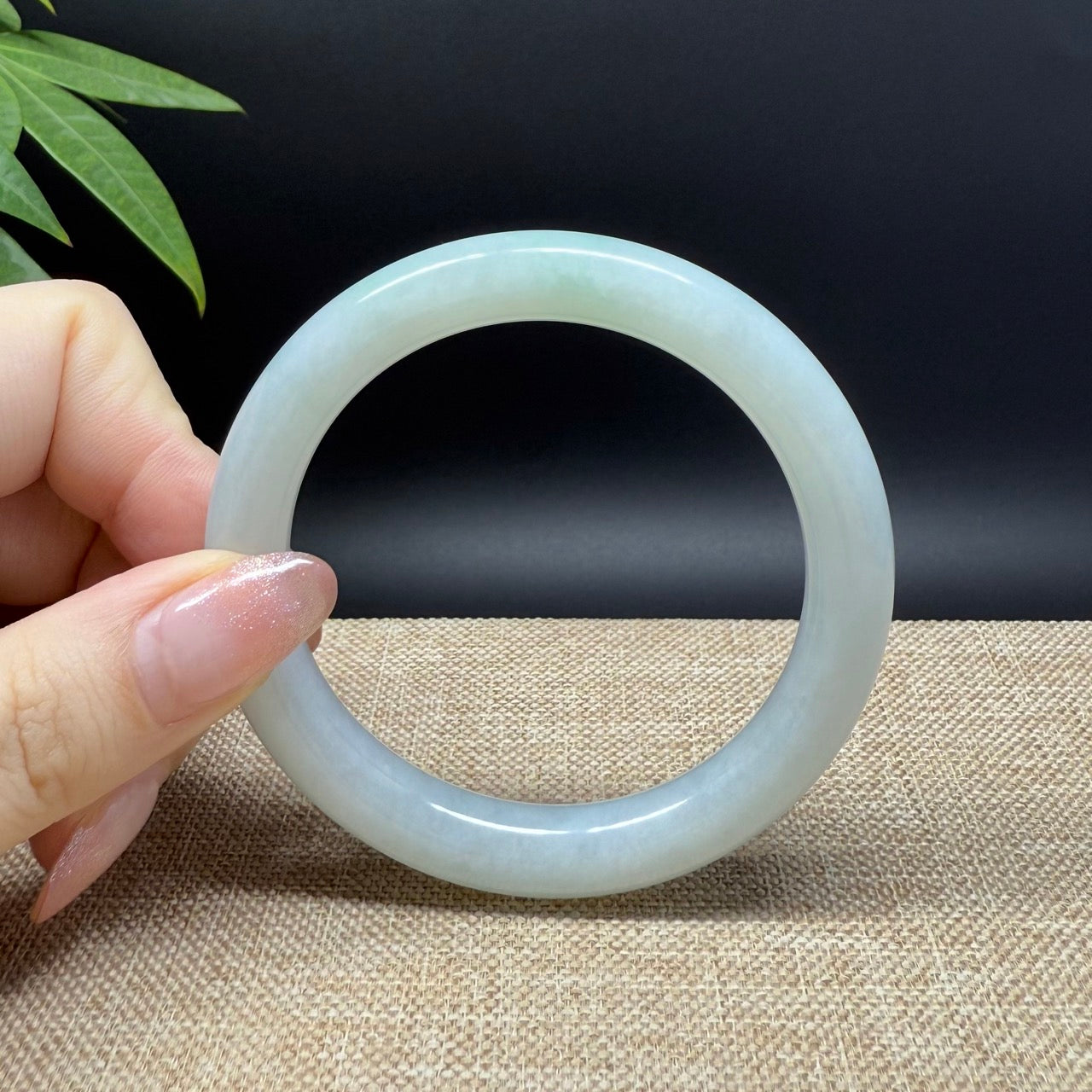Genuine Burmese Green Jade Jadeite Bangle Bracelet ( 55.8mm )