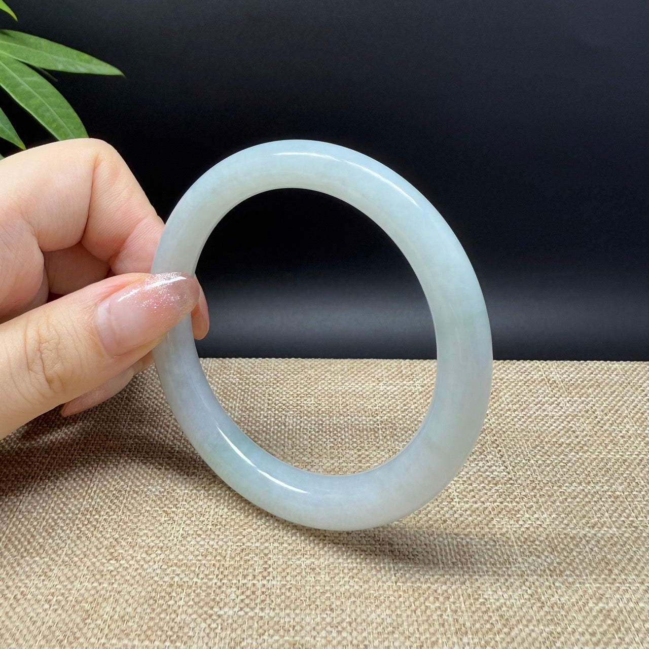 Genuine Burmese Green Jade Jadeite Bangle Bracelet ( 55.9mm )