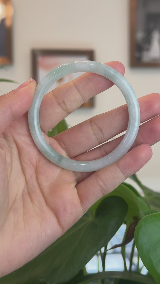 Load and play video in Gallery viewer, RealJade Co.® &amp;quot;Petite&amp;quot; Natural Burmese White-Green Jadeite Jade Bangle Bracelet (55.81 mm) #T290
