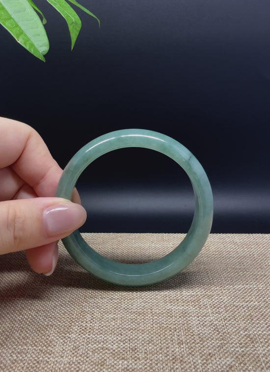 Load and play video in Gallery viewer, Genuine Burmese Oil Green Jade Jadeite Bangle Bracelet ( 54.2mm )
