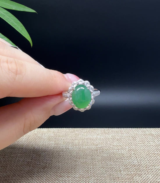 Load and play video in Gallery viewer, RealJade® &amp;quot;Signature Signet&amp;quot; 18K White Gold Icy Green Jadeite Jade Ring
