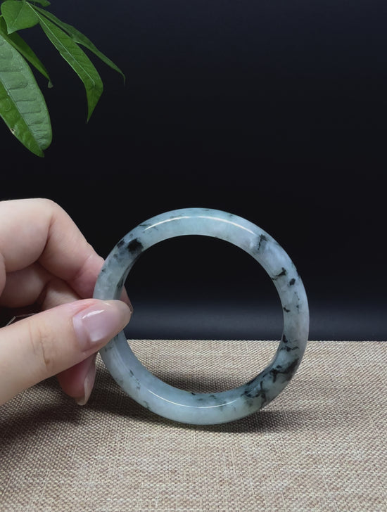 Load and play video in Gallery viewer, Genuine Burmese Blue Green Jade Jadeite Bangle Bracelet ( 55.2mm )
