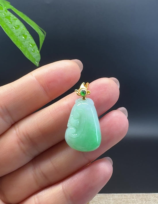 Load and play video in Gallery viewer, RealJade® Co. Genuine Green Jadeite Jade Good Luck RuYi Necklace With 18K Yellow Gold Bail
