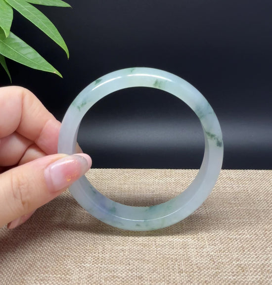 Load and play video in Gallery viewer, Genuine Burmese Icy Green Jade Jadeite Bangle Bracelet ( 61.7mm )
