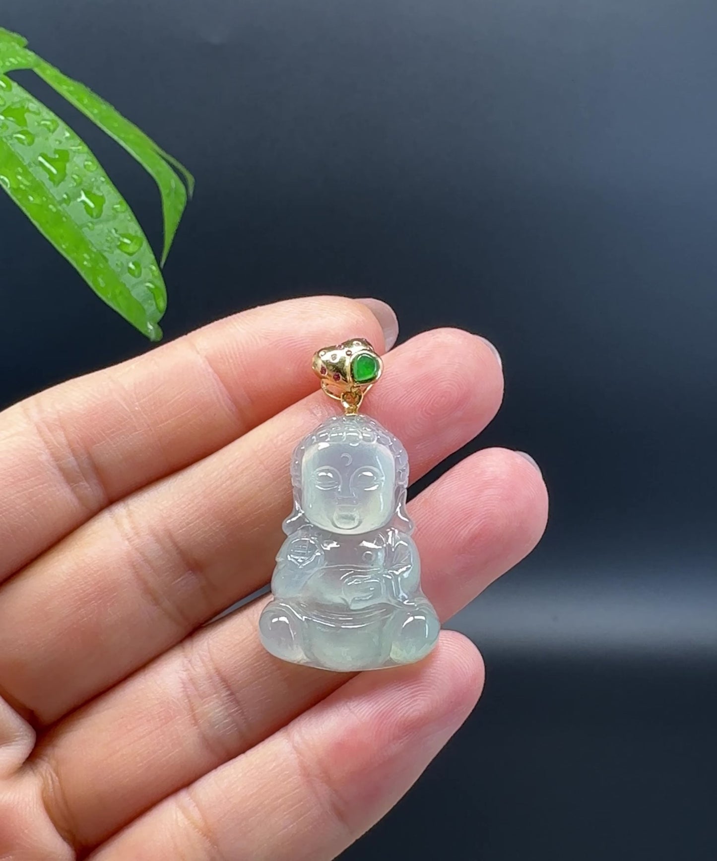 Load and play video in Gallery viewer, High-end 18K Yellow Gold Burmese Icy Jadeite Jade Happy Baby Buddha Pendant
