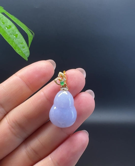 Load and play video in Gallery viewer, RealJade® Co. Genuine Lavender Jadeite Jade Good Luck Hulu Necklace With 18K Yellow Gold Bail
