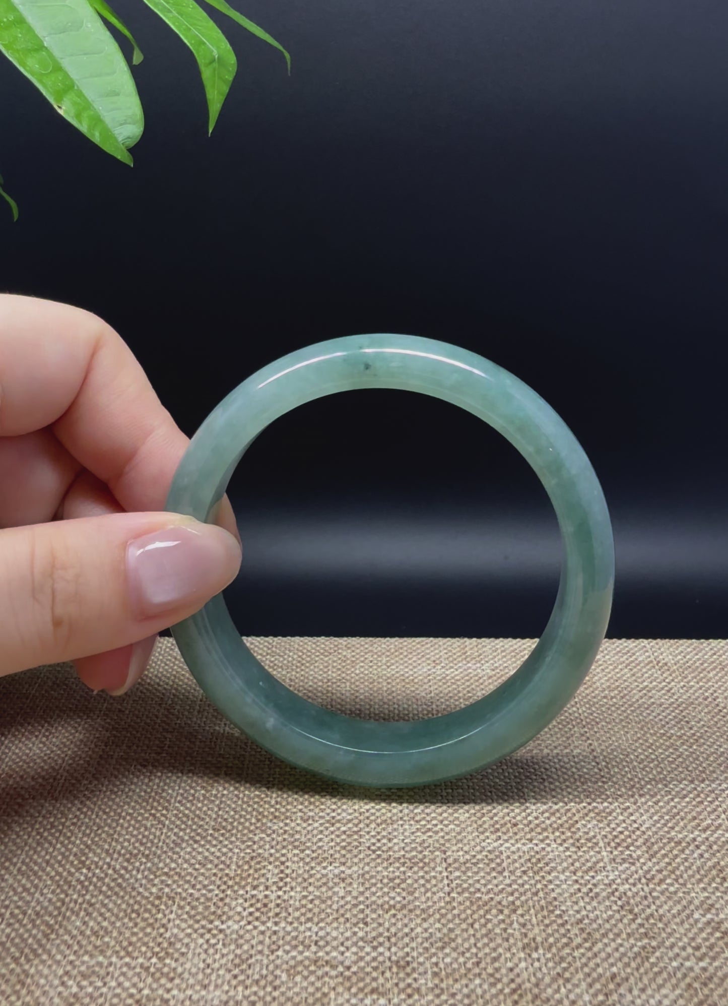 Load and play video in Gallery viewer, Genuine Burmese Oil Green Jade Jadeite Bangle Bracelet ( 55.8mm )
