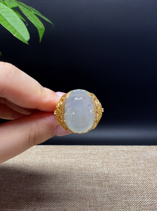 Load and play video in Gallery viewer, RealJade® &amp;quot;Signature Signet&amp;quot; 18K Yellow Gold Icy Jadeite Jade PiXiu Ring
