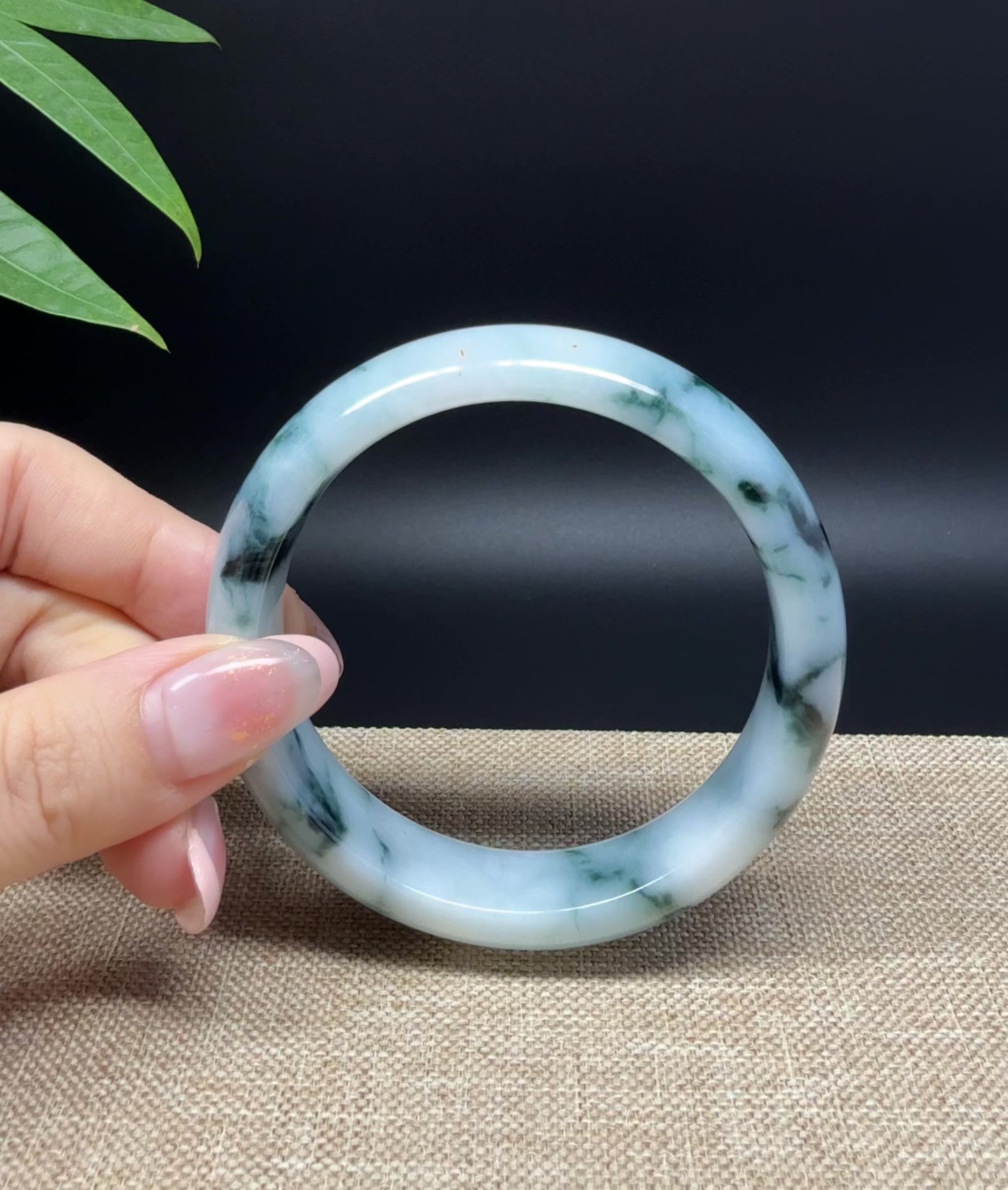 Load and play video in Gallery viewer, Genuine Burmese White Green Jade Jadeite Bangle Bracelet ( 58.5mm )
