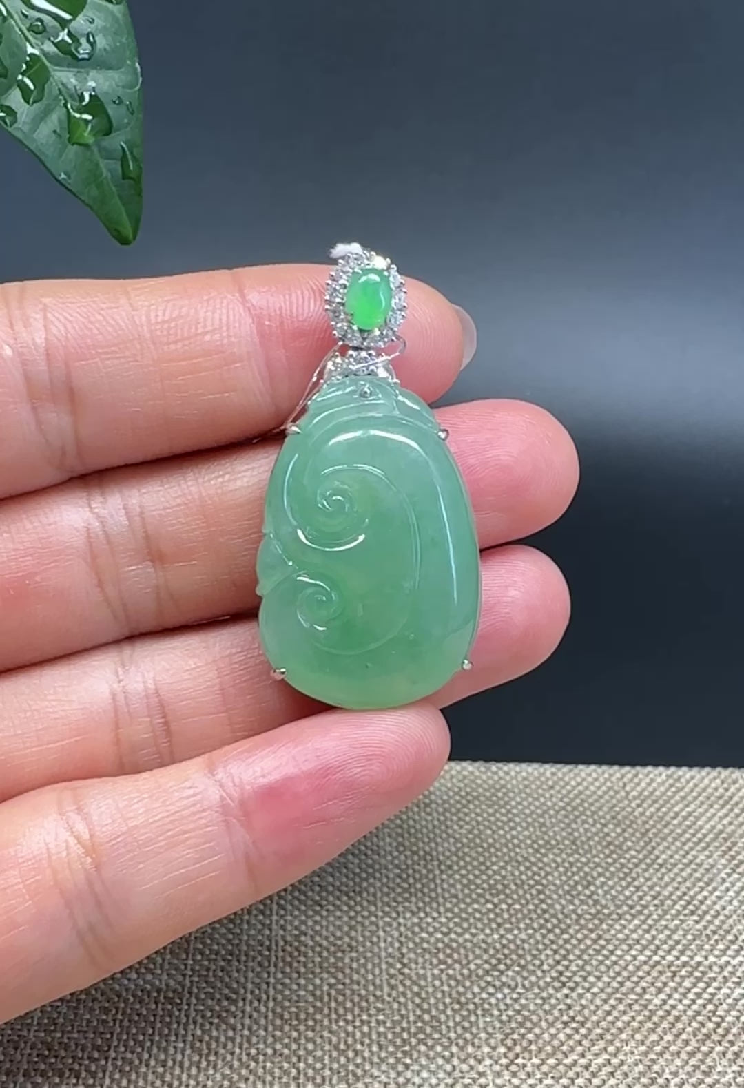 Load and play video in Gallery viewer, RealJade® Co. Genuine Burmese High Green Jadeite Jade Ru Yi Pendant with 18k Rose Gold Diamond Bail
