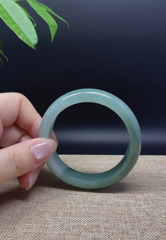 Load and play video in Gallery viewer, Genuine Burmese Oil Green Jade Jadeite Bangle Bracelet ( 54.3mm )
