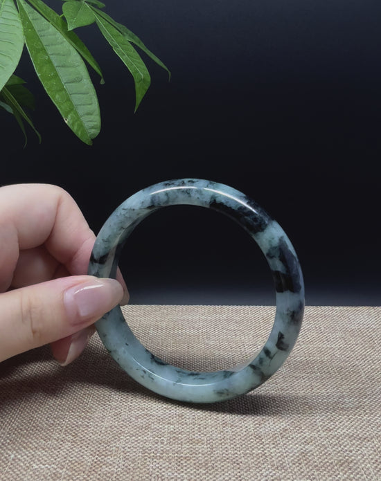 Load and play video in Gallery viewer, Genuine Burmese Blue Green Jade Jadeite Bangle Bracelet ( 58mm )
