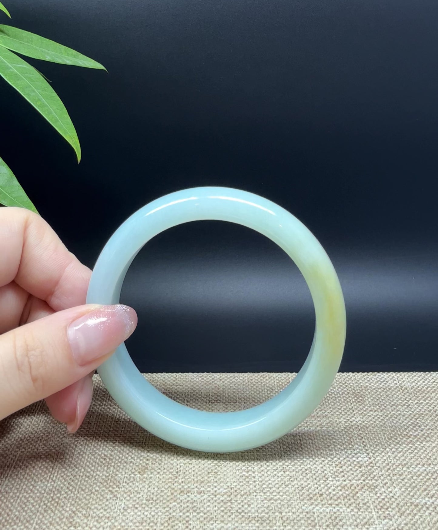 Load and play video in Gallery viewer, Genuine Burmese Yellow Green Jade Jadeite Bangle Bracelet ( 57.5mm )
