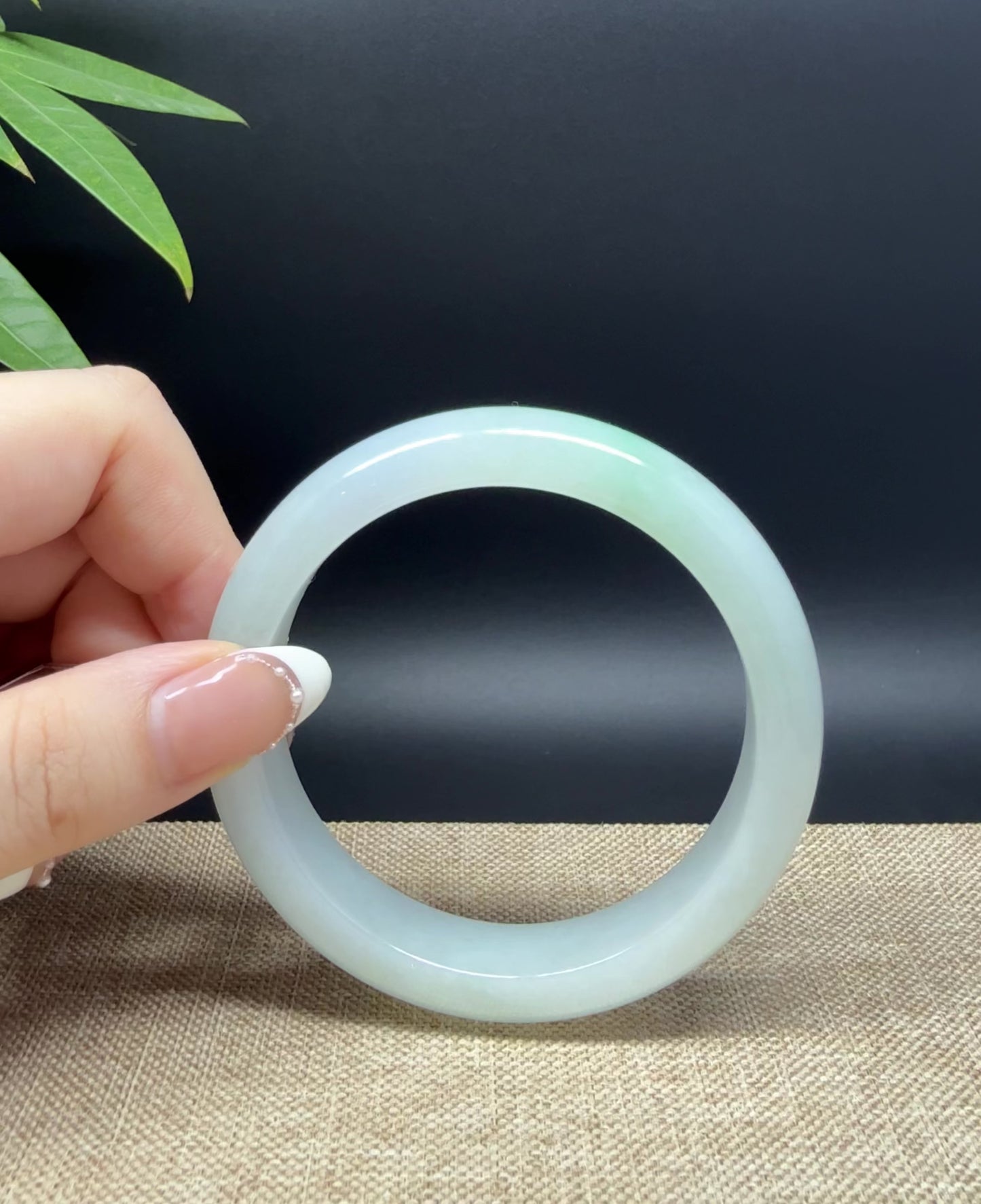 Load and play video in Gallery viewer, Genuine Burmese Lavender Green Jade Jadeite Bangle Bracelet ( 58.7mm )

