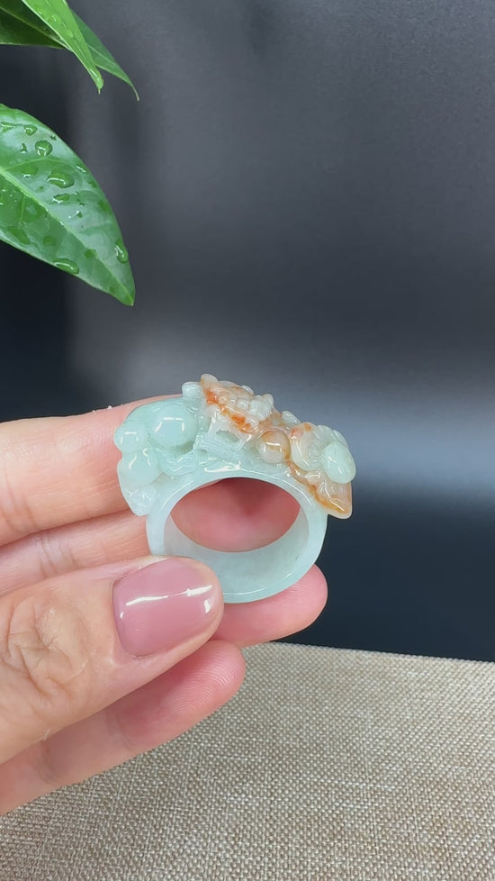 Load and play video in Gallery viewer, Burmese Yellow Jadeite Jade Men&amp;#39;s Band Ring
