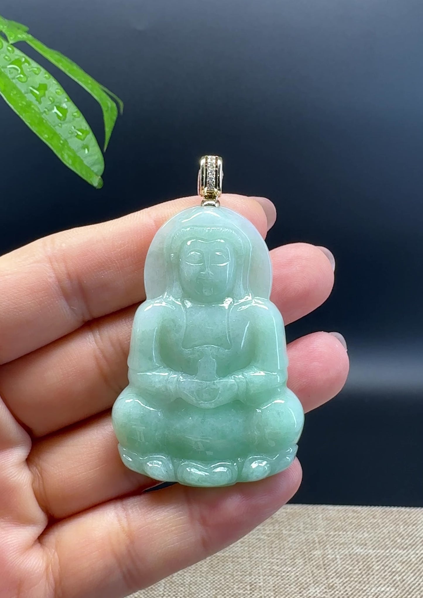 Load and play video in Gallery viewer, 14K Yellow Gold  Burnese Green Jadeite Jade Guanyin Pendant with Diamond
