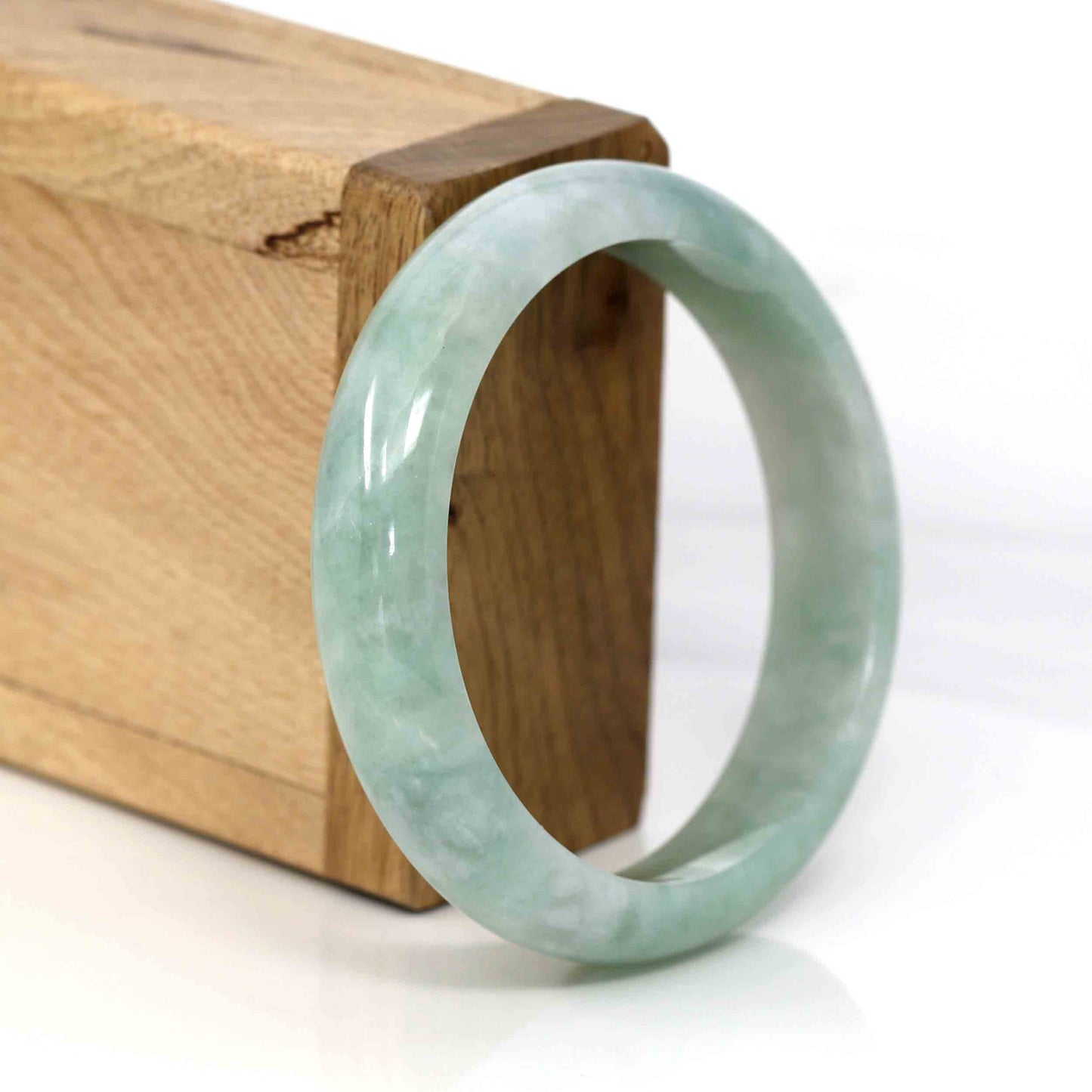 RealJade® Co. Classic Green Natural Jadeite Jade Bangle (55.84 mm )#331